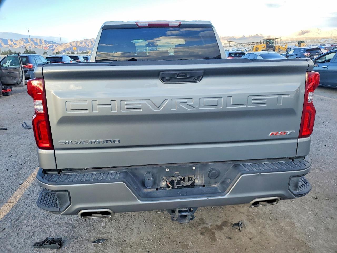 2023 CHEVROLET SILVERADO K1500 RST photo 6