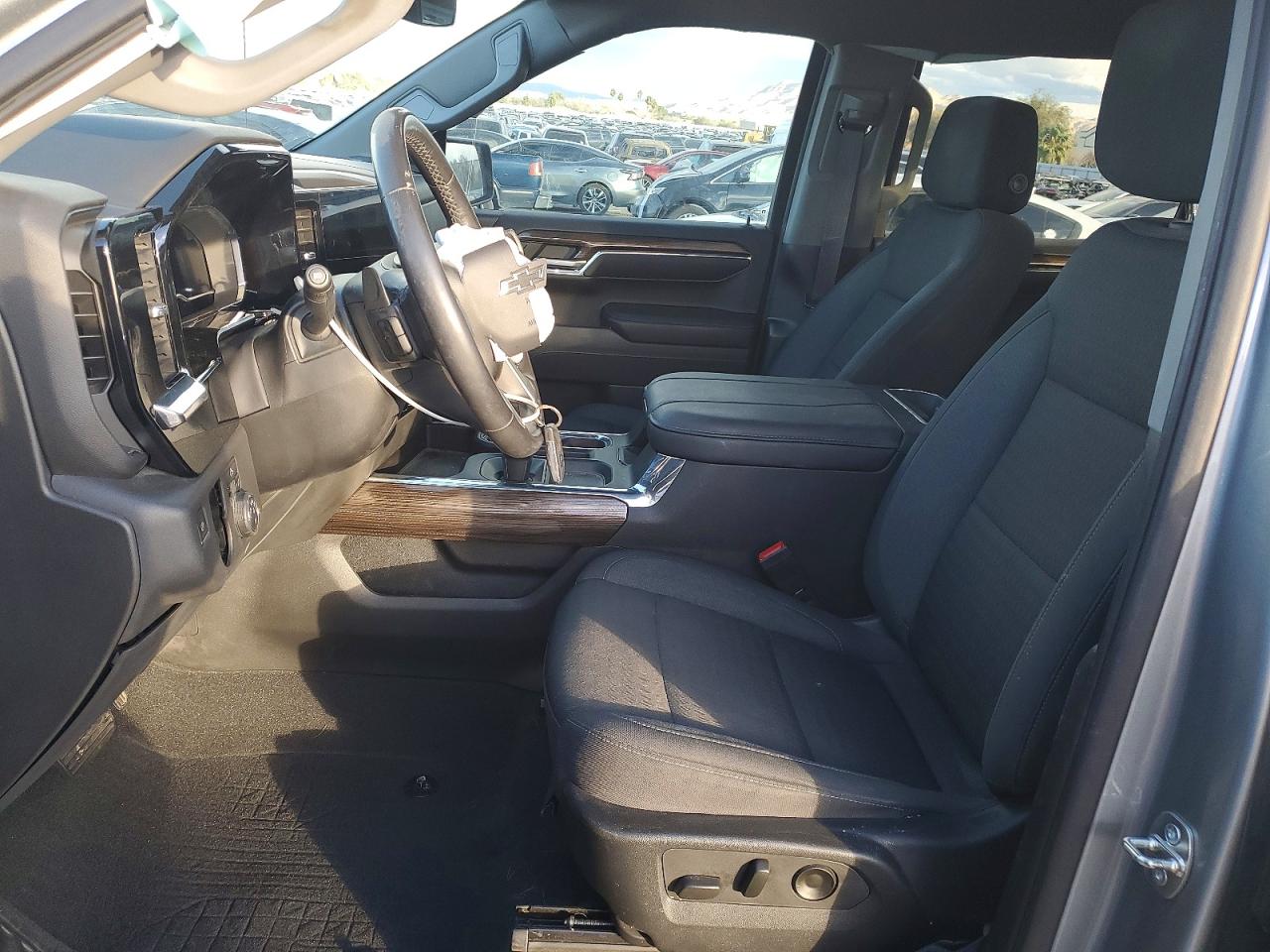 2023 CHEVROLET SILVERADO K1500 RST photo 7