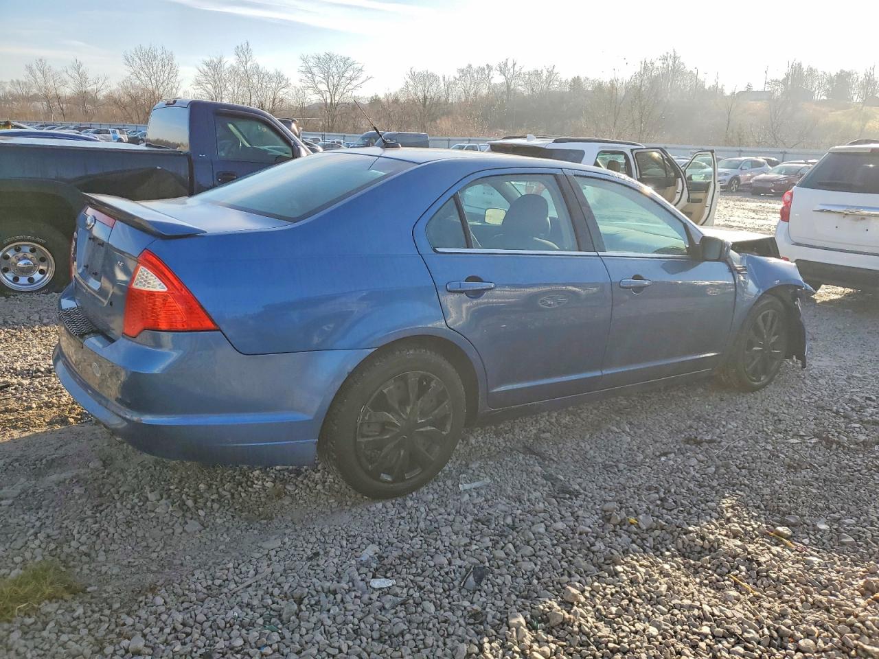 2010 FORD FUSION SE photo 3
