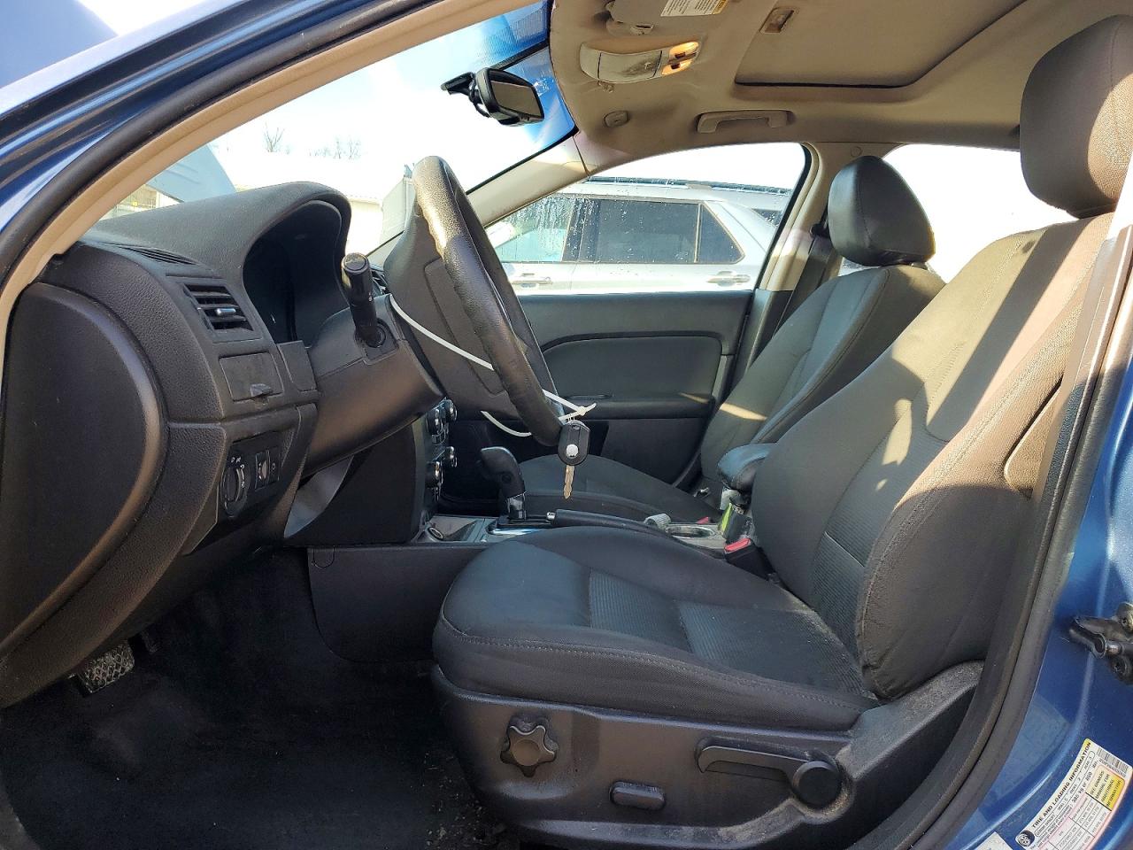 2010 FORD FUSION SE photo 7