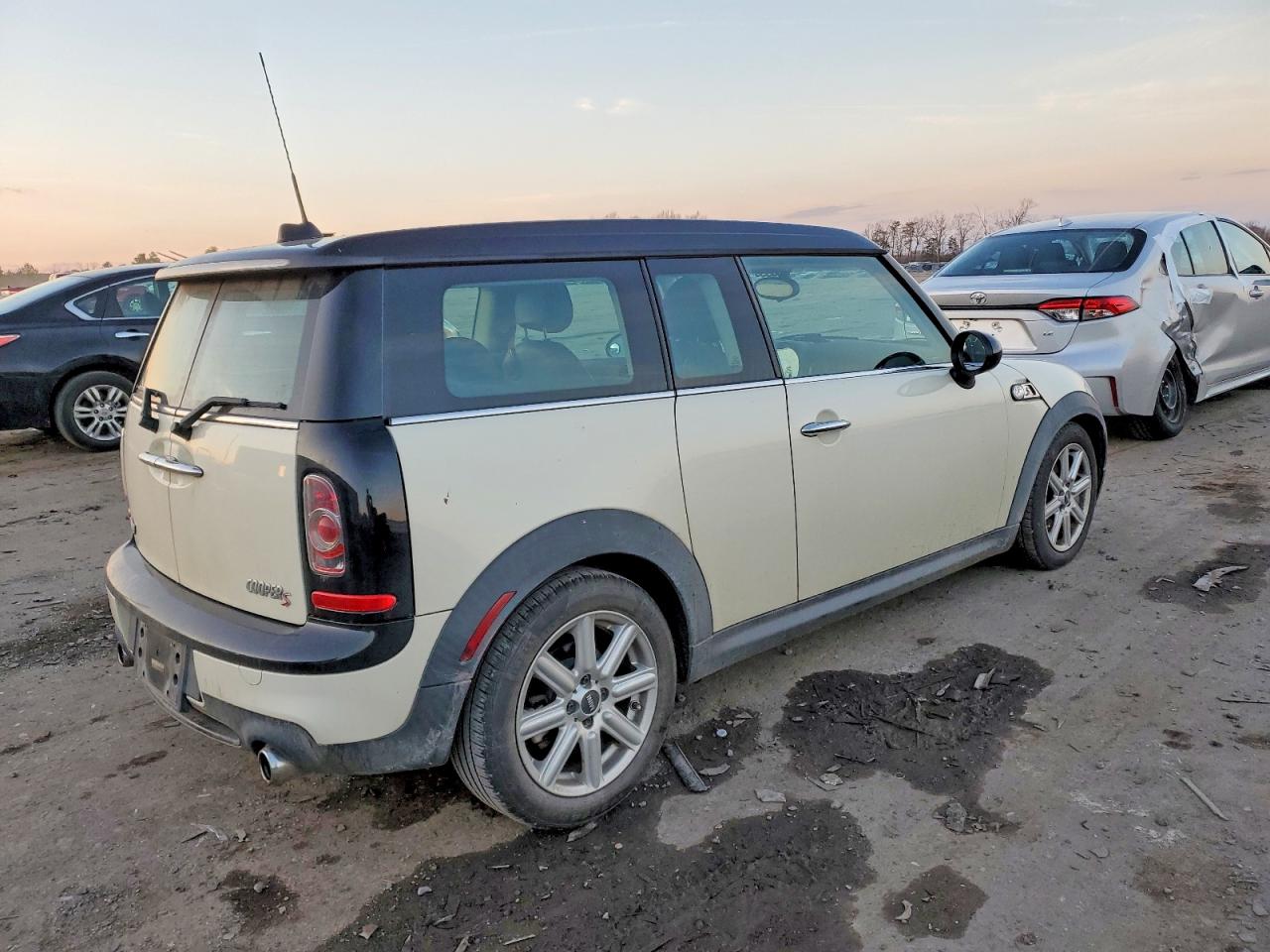 2014 MINI COOPER S CLUBMAN photo 3