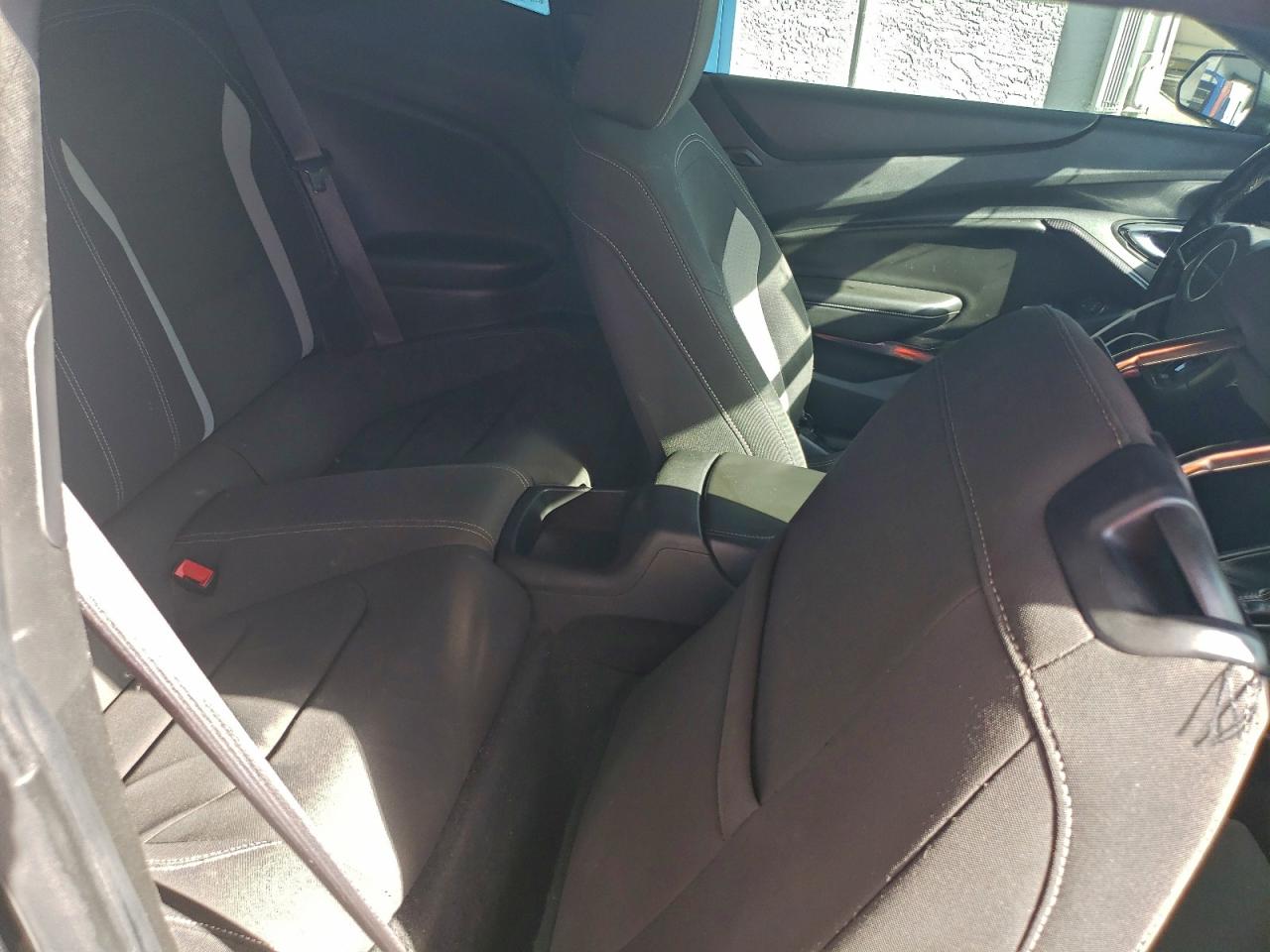 2016 CHEVROLET CAMARO LT photo 10