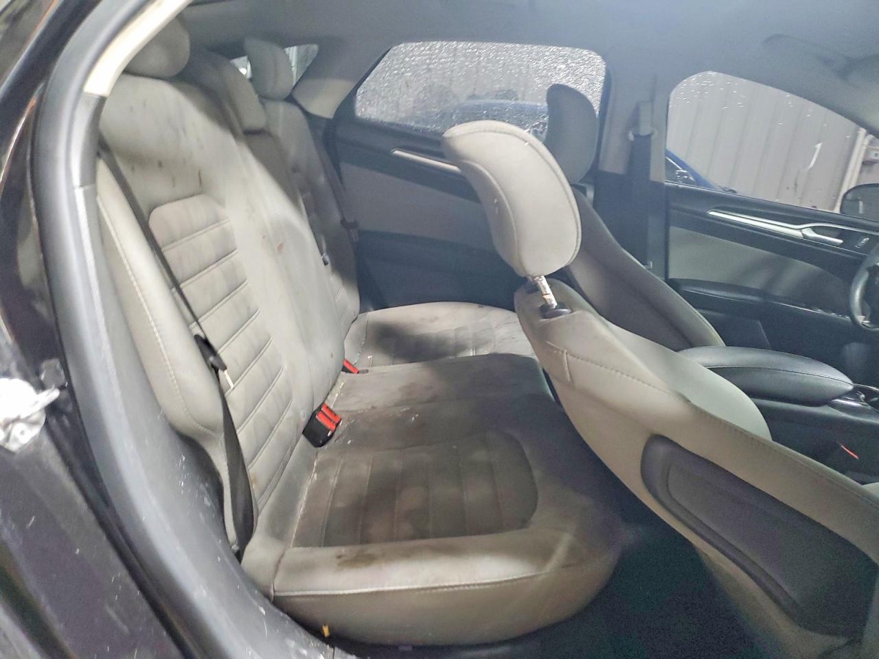 2015 FORD FUSION S photo 10
