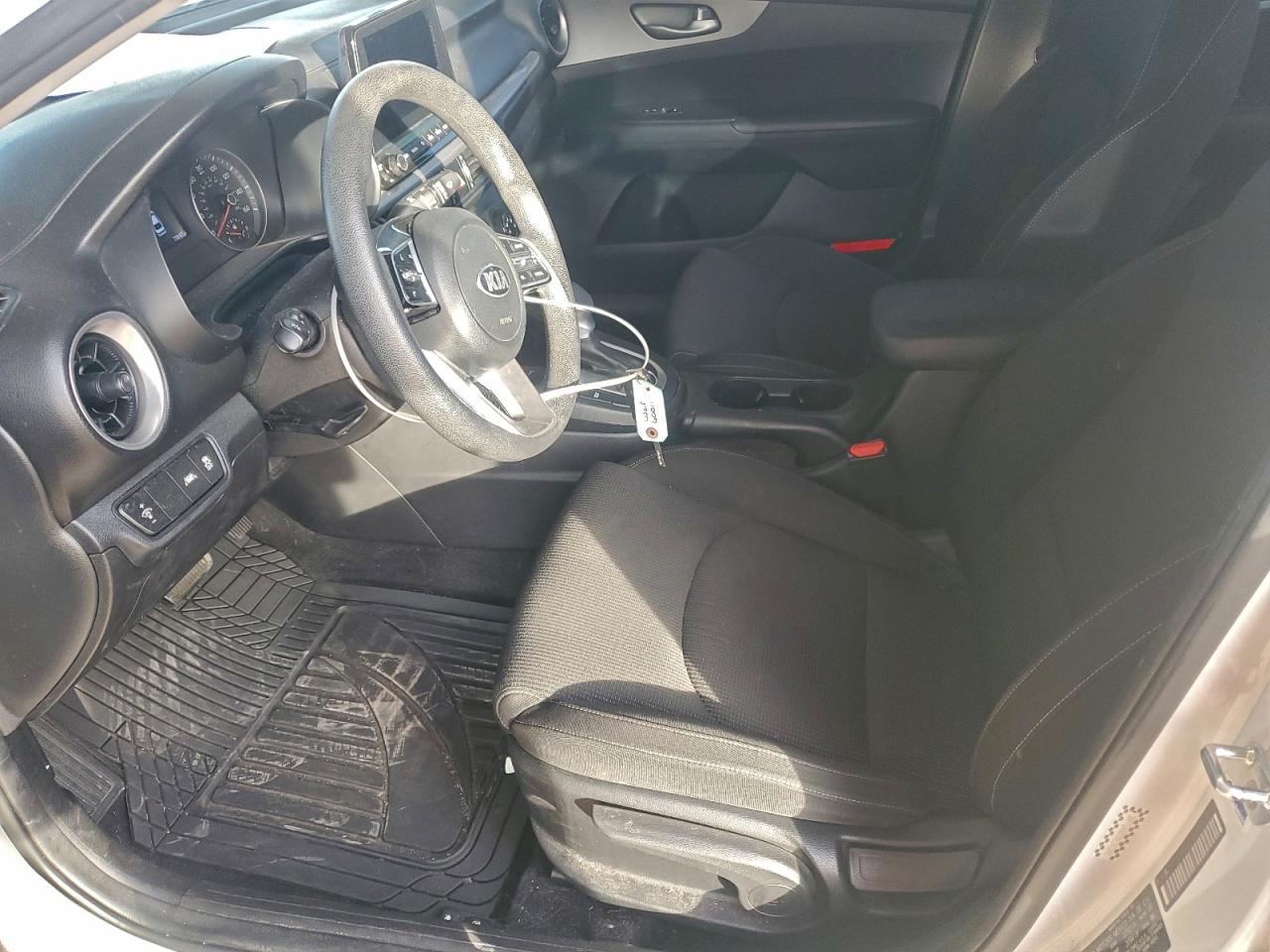 2021 KIA FORTE FE photo 7