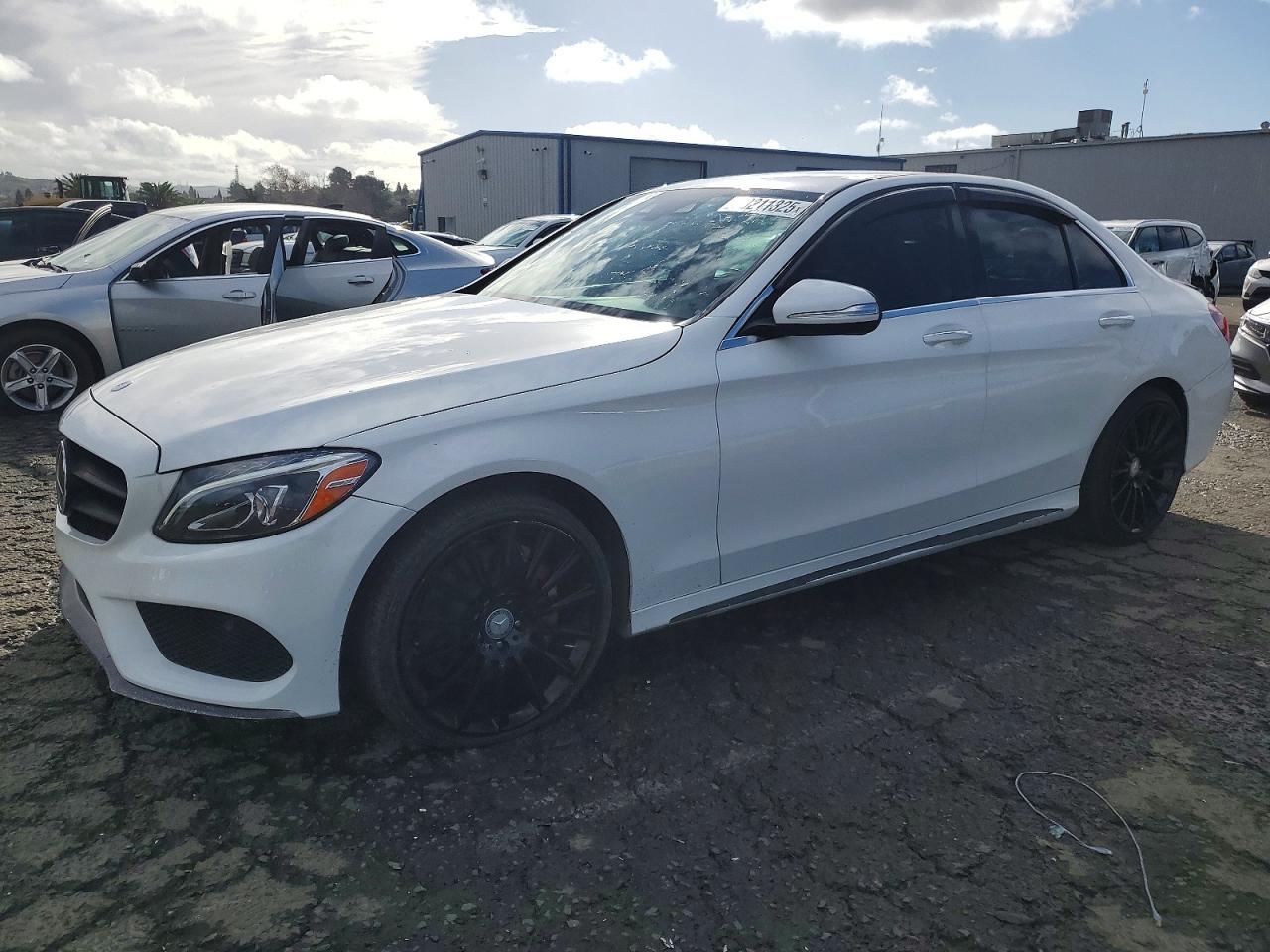 2015 MERCEDES-BENZ C