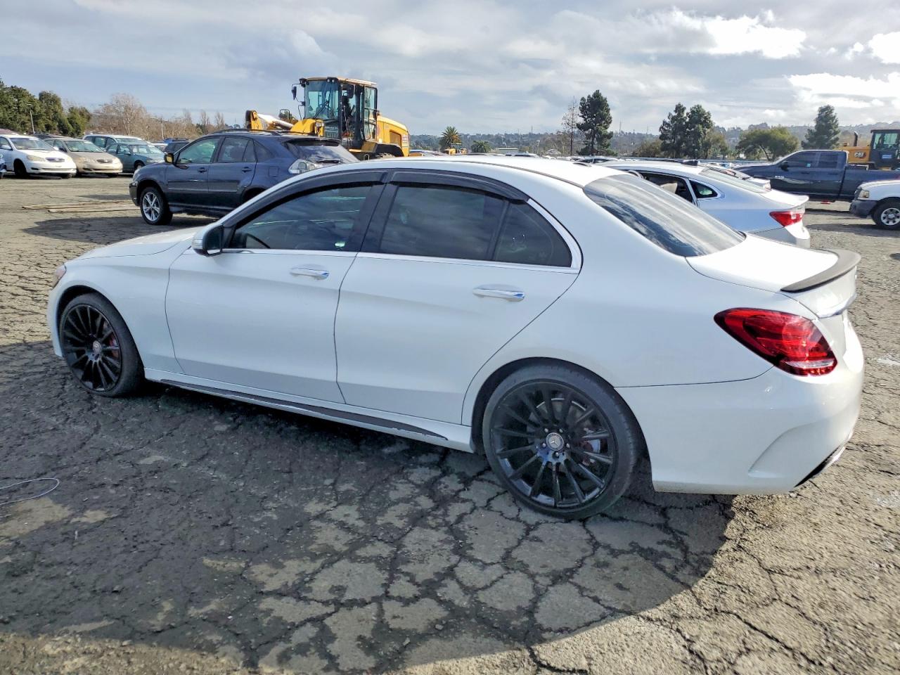 2015 MERCEDES-BENZ C 400 4MATIC photo 2