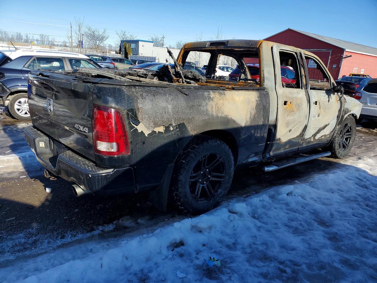 2015 RAM 1500 SPORT photo 3