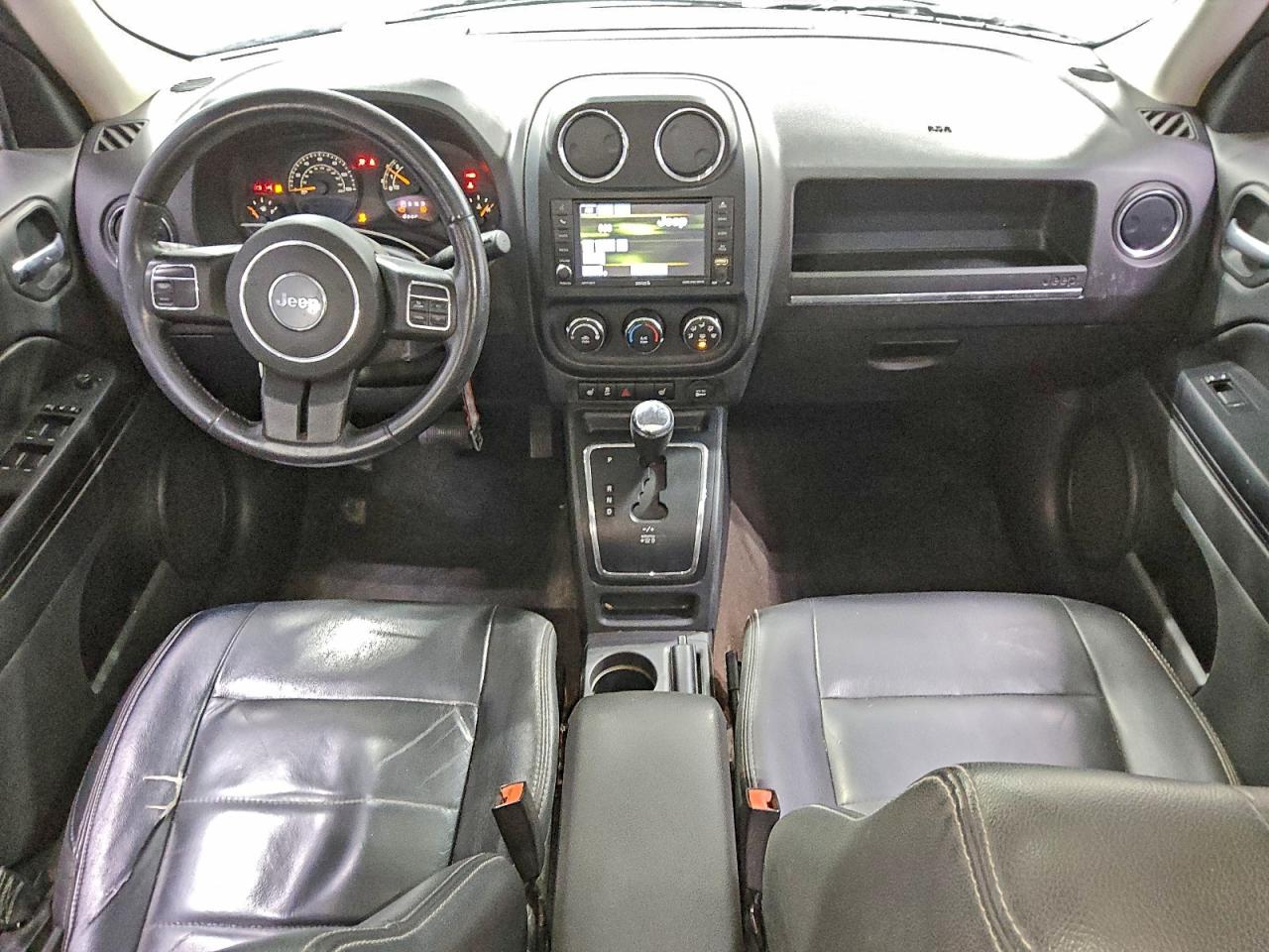 2015 JEEP PATRIOT LATITUDE photo 8