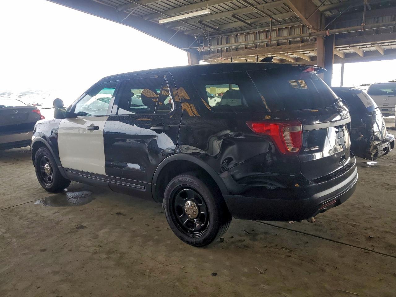2017 FORD EXPLORER POLICE INTERCEPTOR photo 2