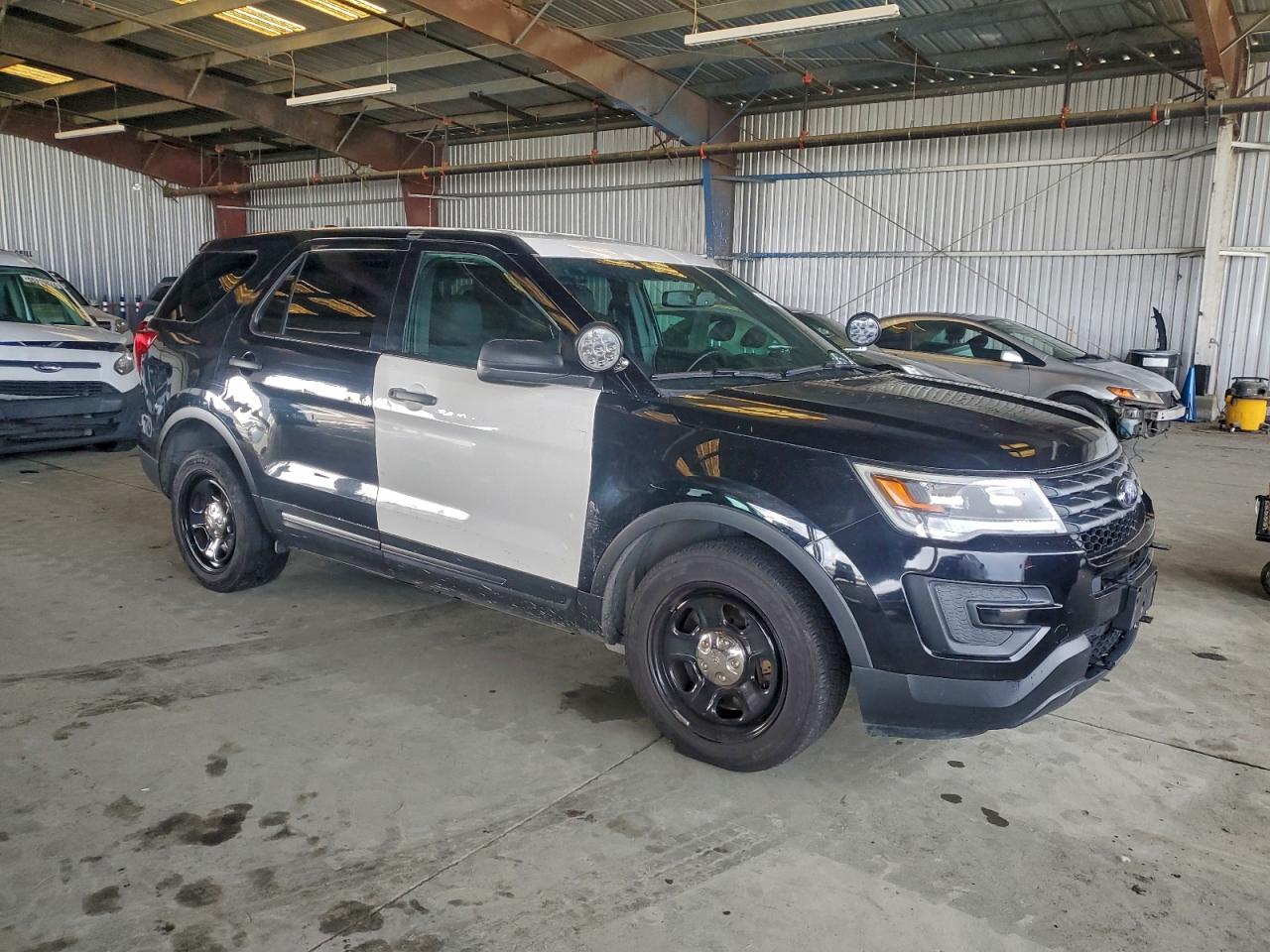 2017 FORD EXPLORER POLICE INTERCEPTOR photo 4