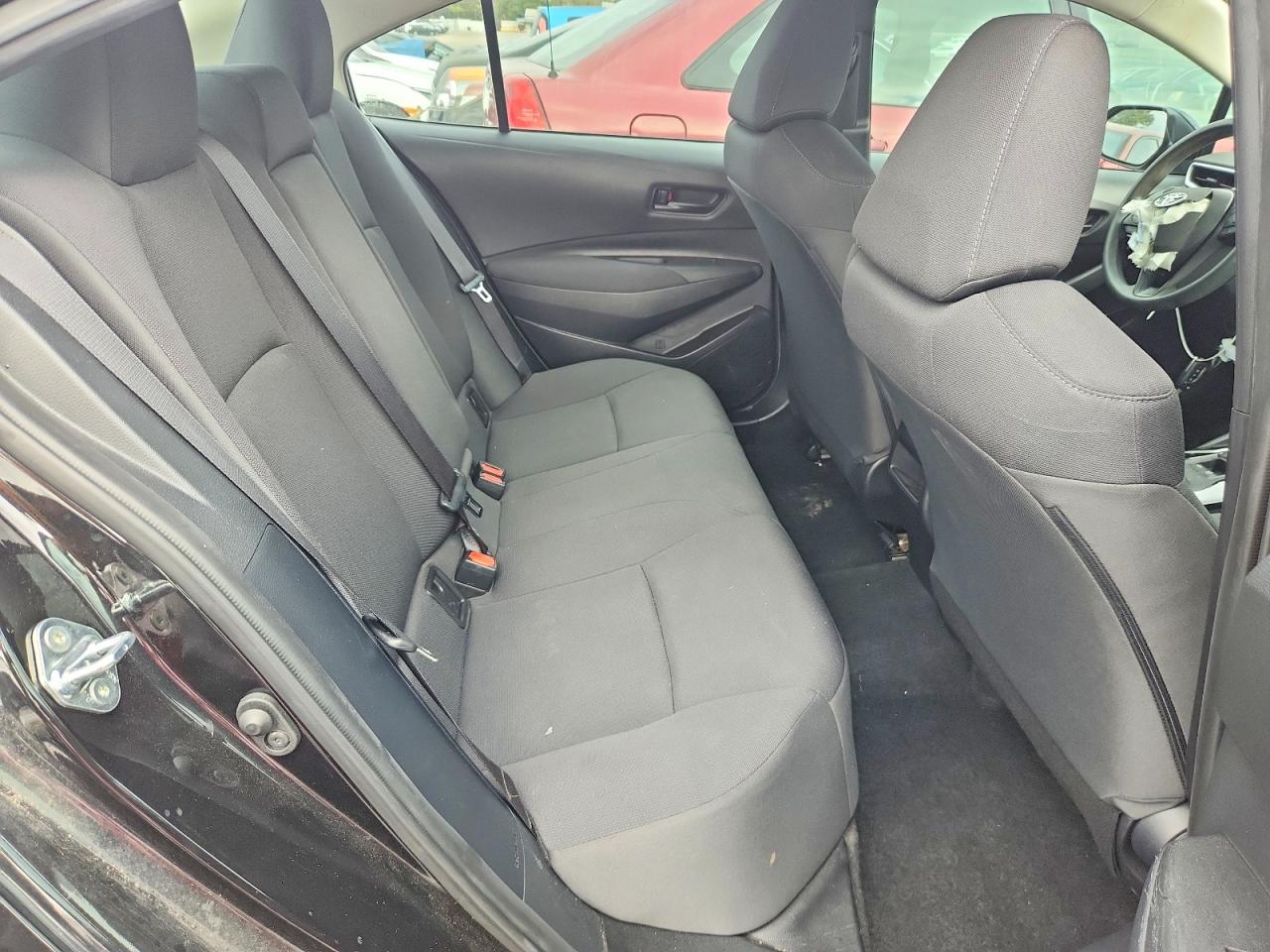 2022 TOYOTA COROLLA LE photo 10