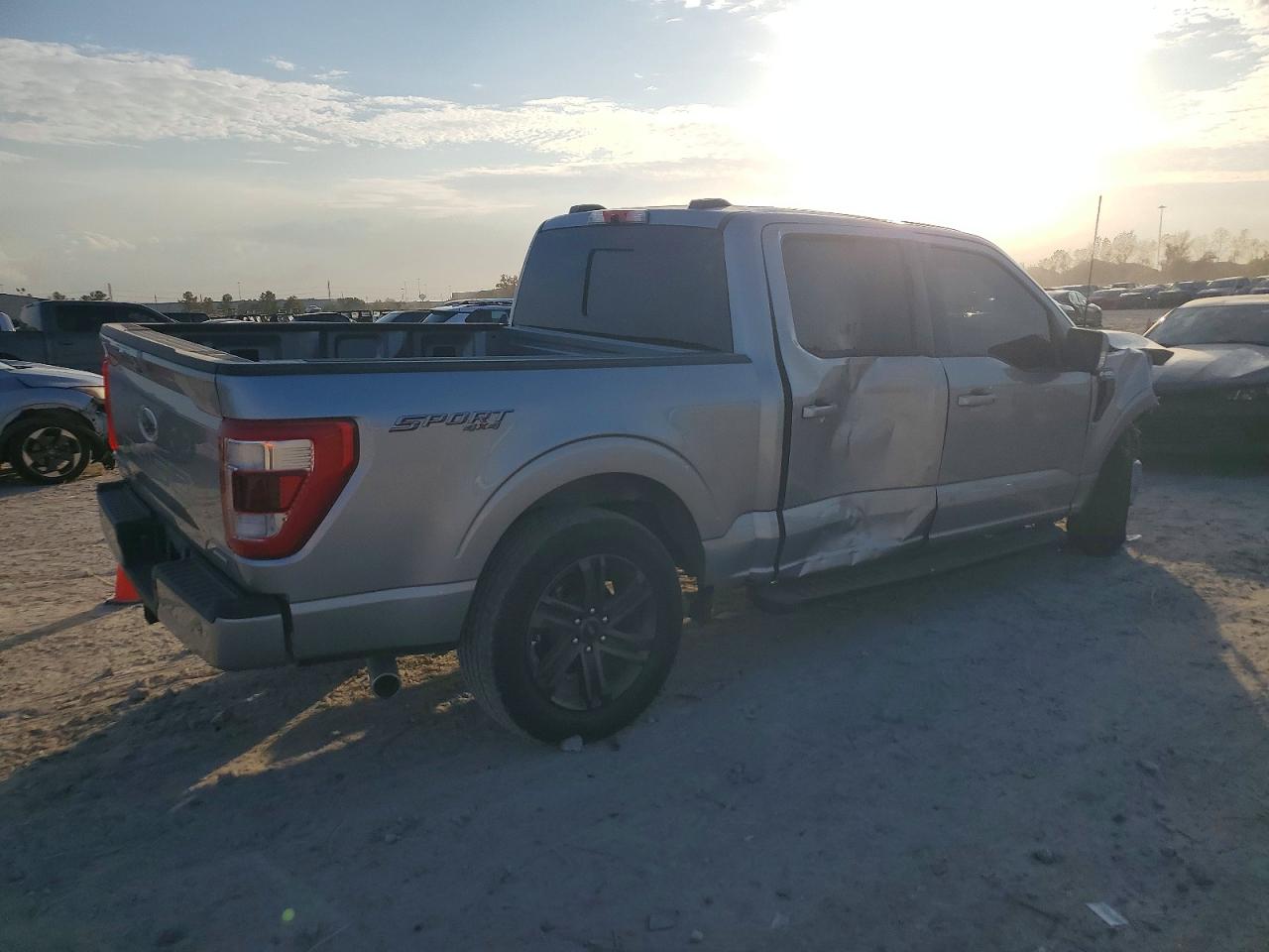 2022 FORD F150 SUPERCREW photo 3