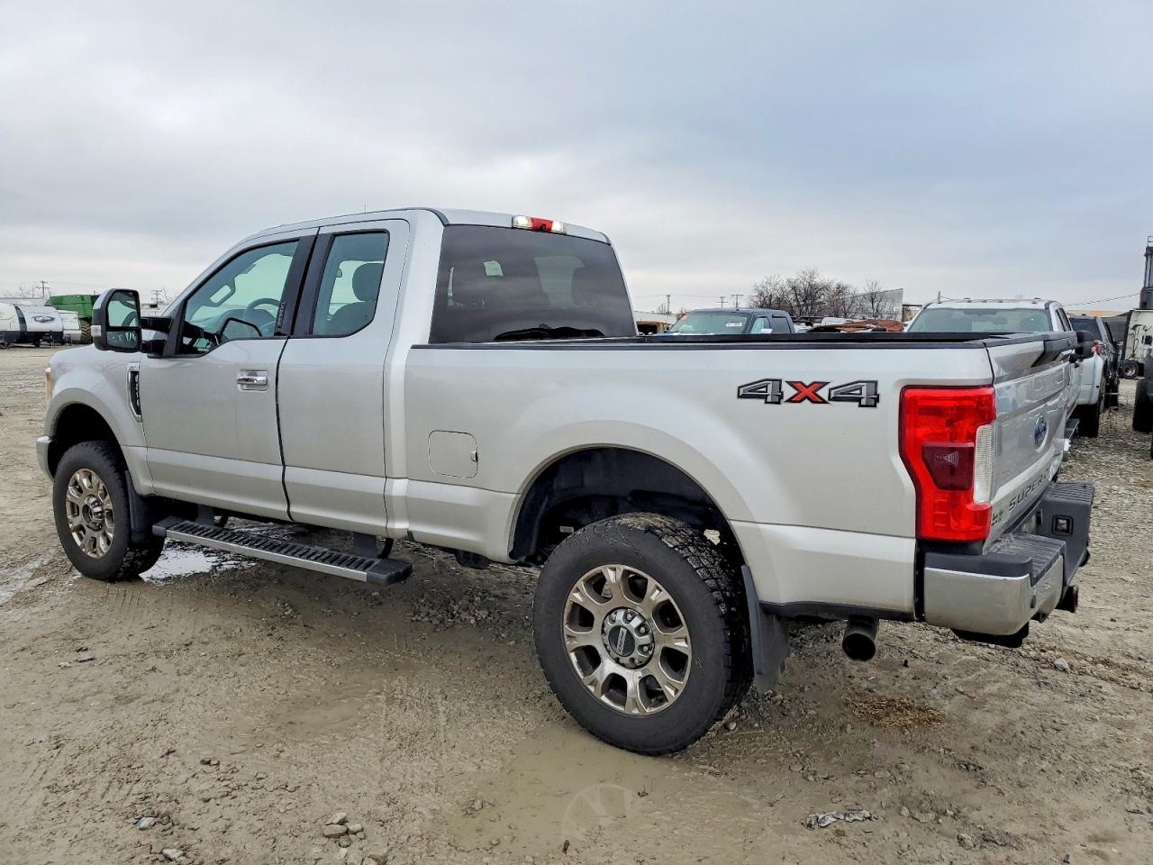 2017 FORD F250 SUPER DUTY photo 2