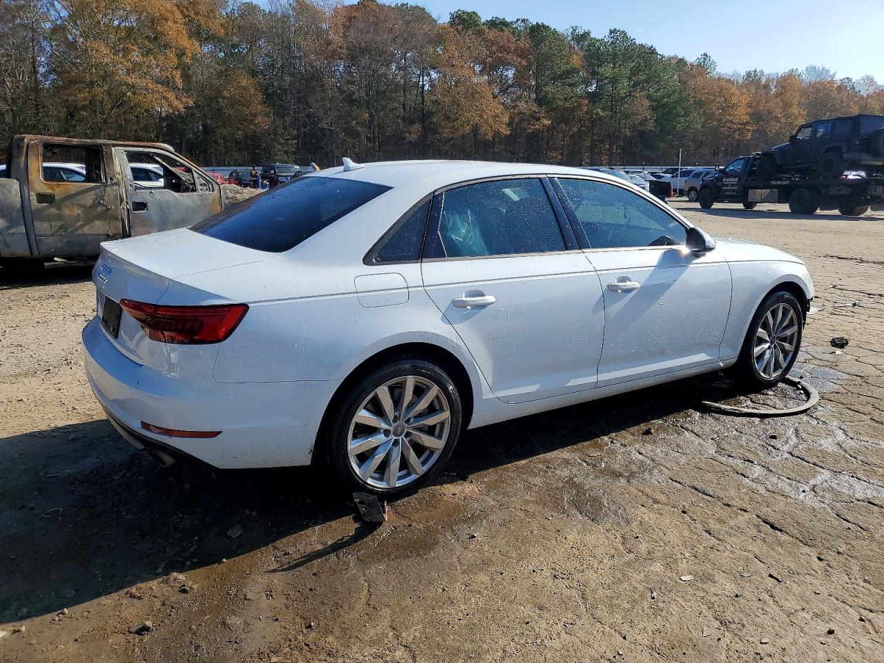 2017 AUDI A4 PREMIUM photo 3