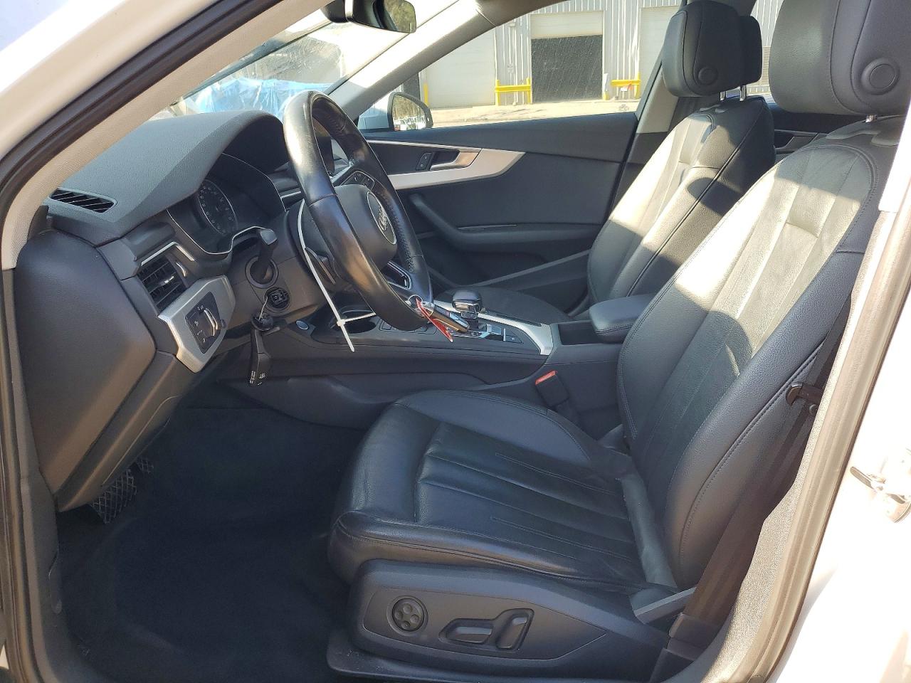 2017 AUDI A4 PREMIUM photo 7