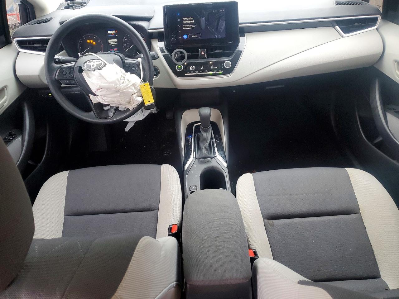 2023 TOYOTA COROLLA LE photo 8