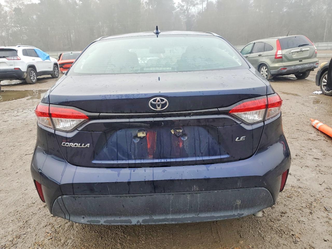 2023 TOYOTA COROLLA LE photo 6