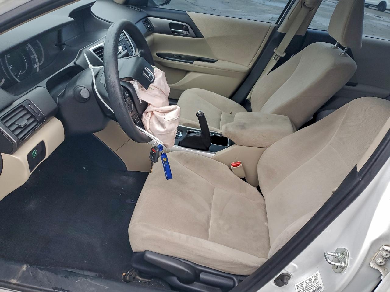 2013 HONDA ACCORD LX photo 7