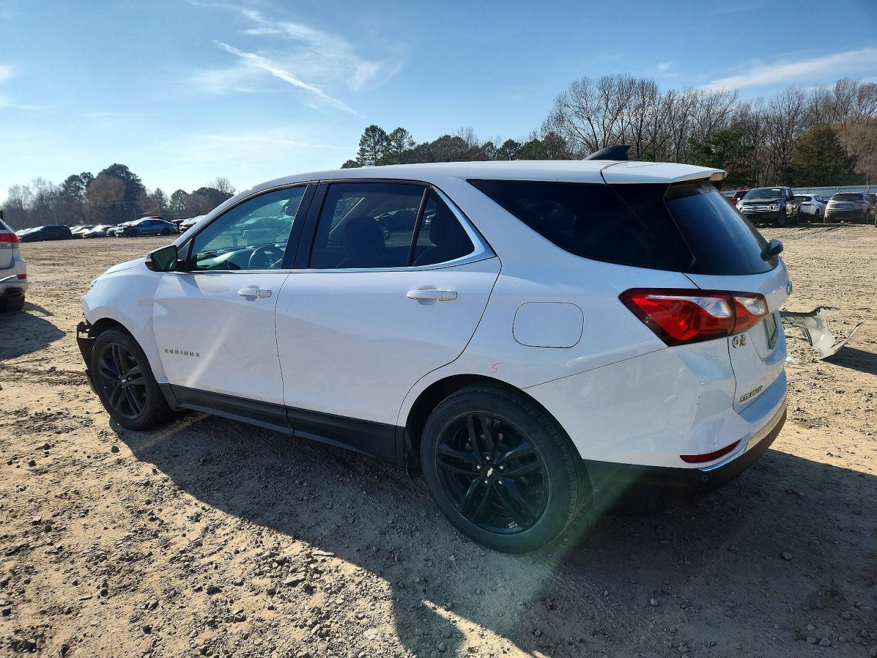 2020 CHEVROLET EQUINOX LT photo 3