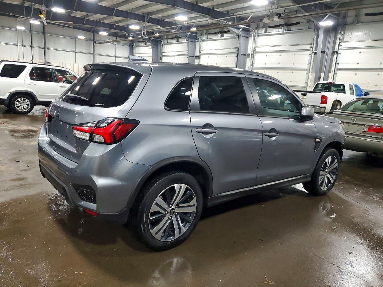2024 MITSUBISHI OUTLANDER SPORT S/SE photo 3