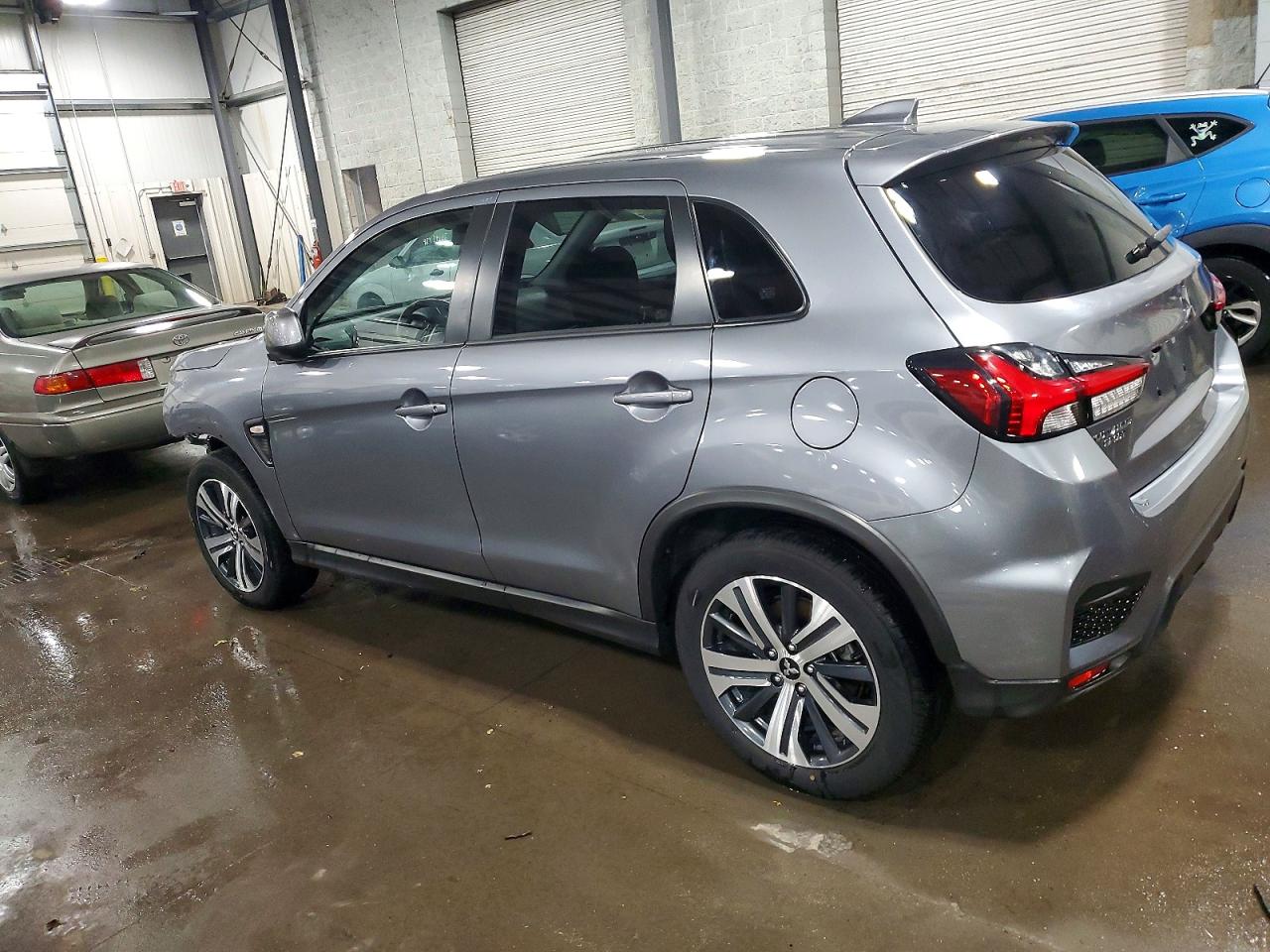 2024 MITSUBISHI OUTLANDER SPORT S/SE photo 2