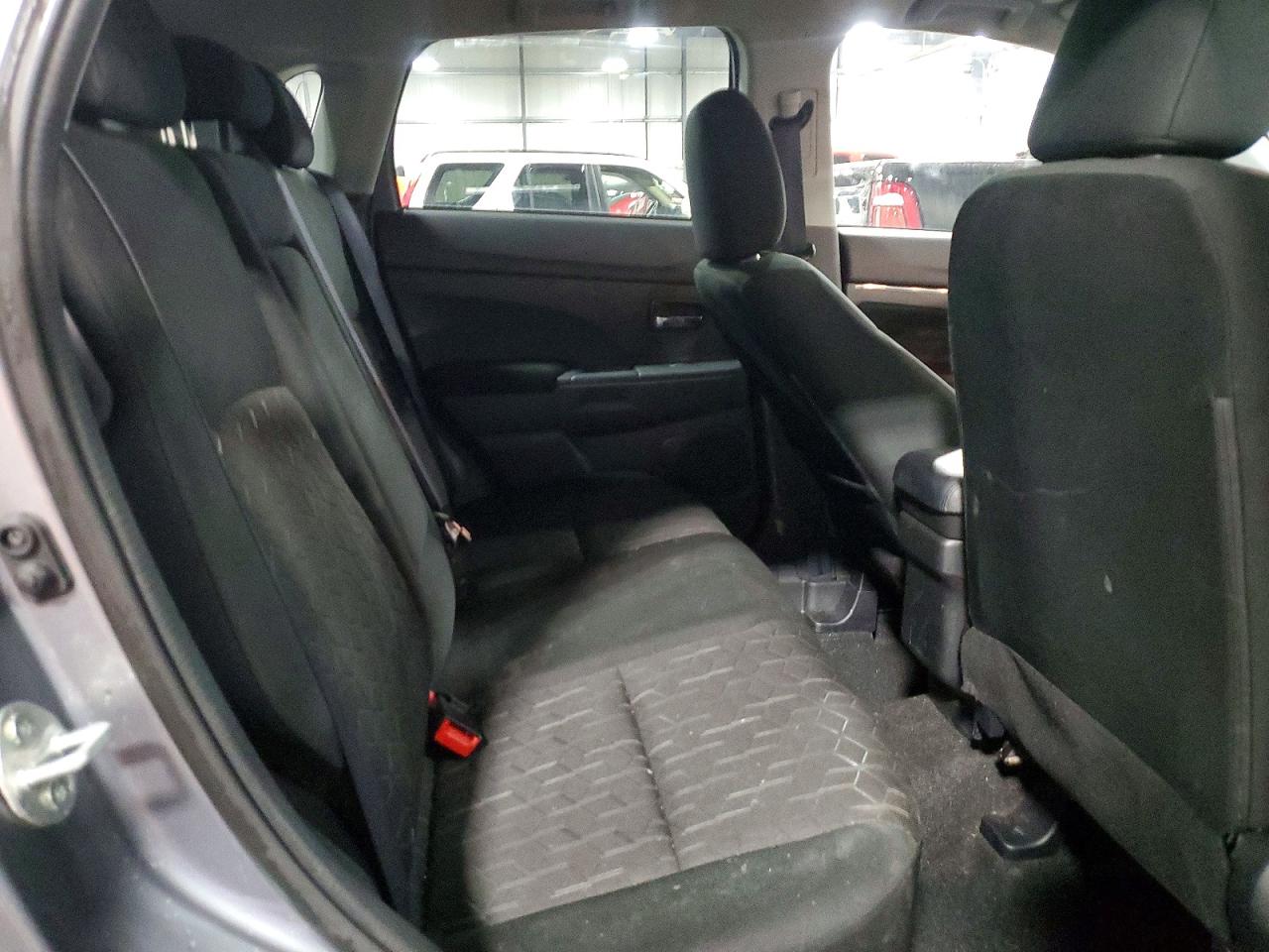 2024 MITSUBISHI OUTLANDER SPORT S/SE photo 11