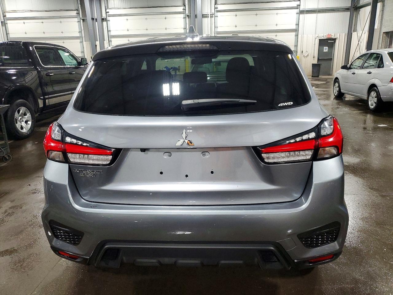 2024 MITSUBISHI OUTLANDER SPORT S/SE photo 6
