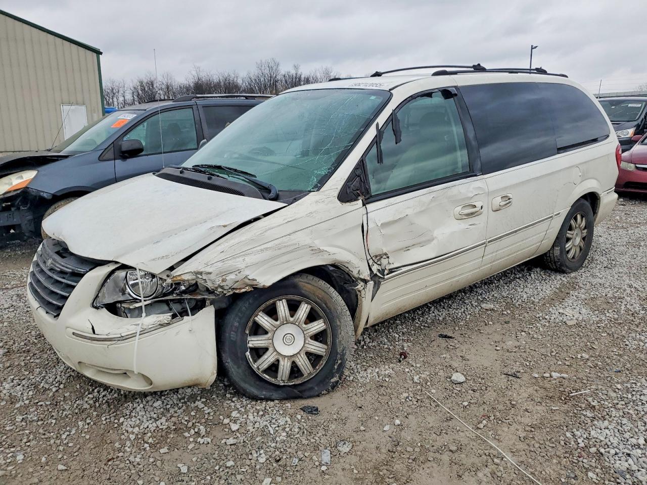 2005 CHRYSLER TOWN & COUNTRY
