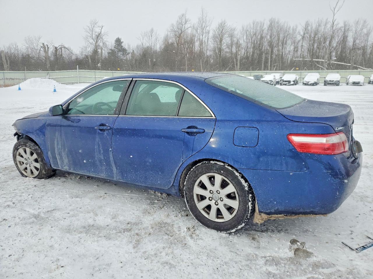 2009 TOYOTA CAMRY BASE photo 2