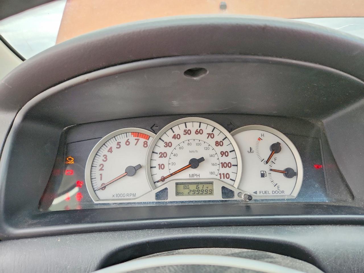 2005 TOYOTA COROLLA CE photo 9