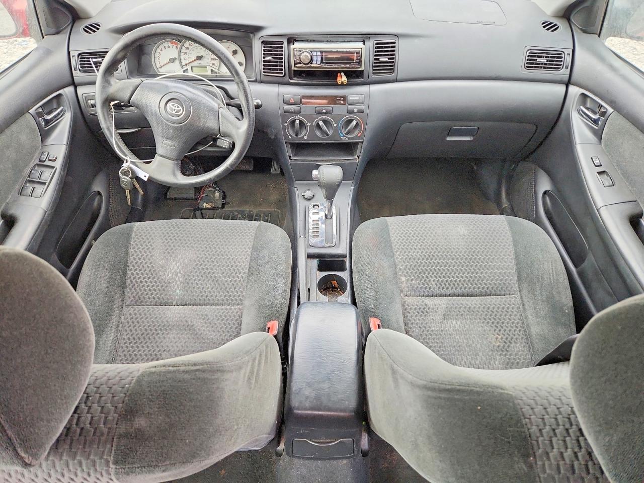 2005 TOYOTA COROLLA CE photo 8