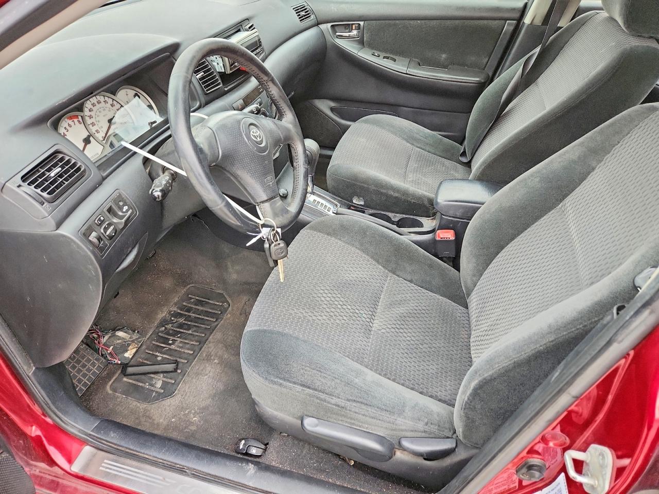 2005 TOYOTA COROLLA CE photo 7
