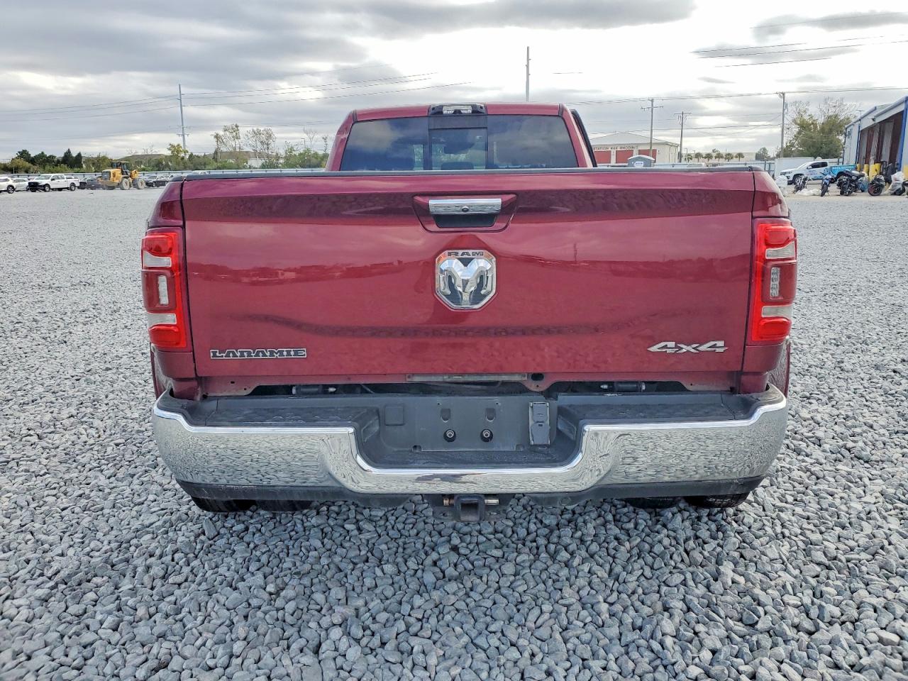 2022 RAM 3500 LARAMIE photo 6