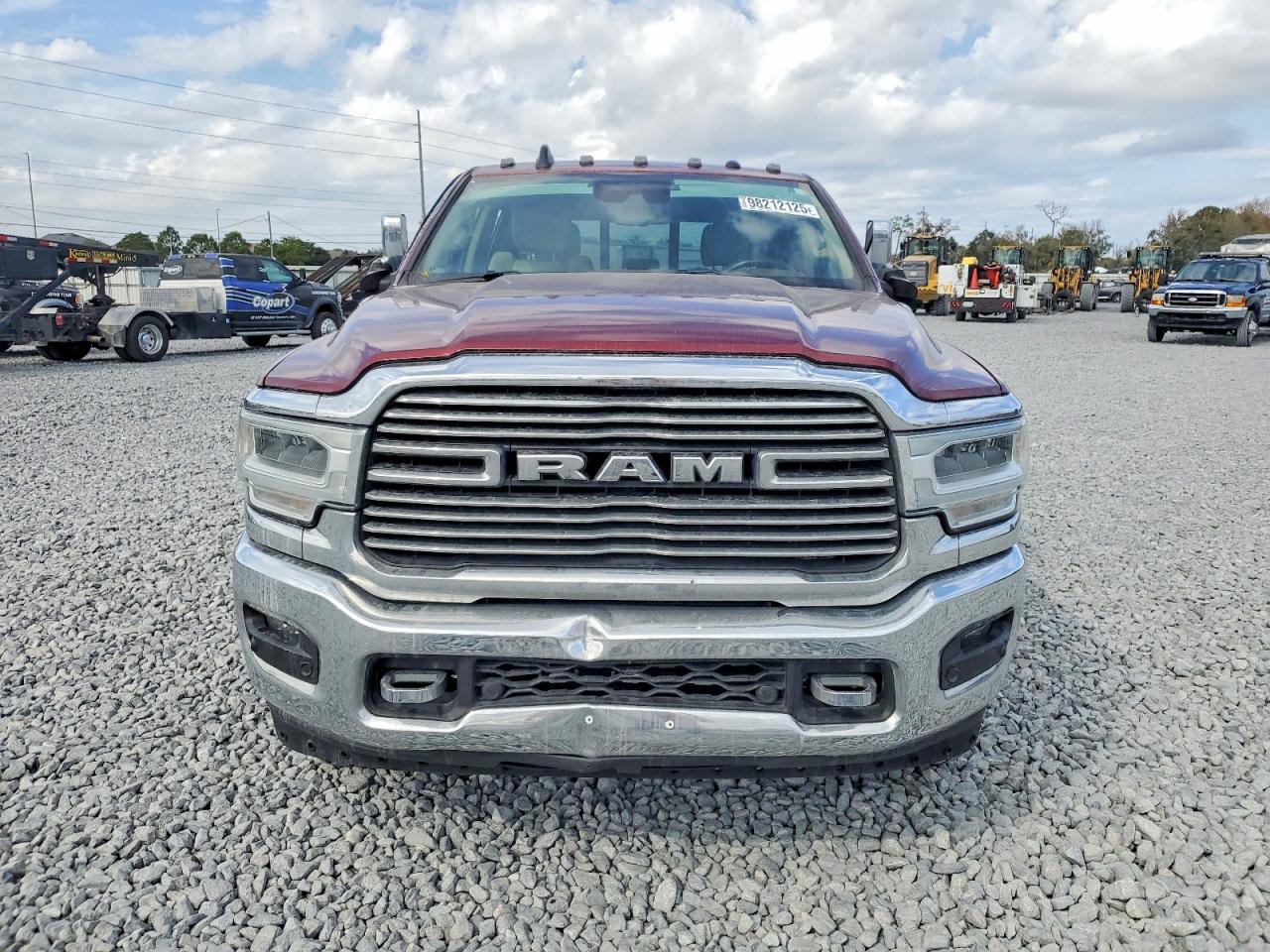 2022 RAM 3500 LARAMIE photo 5