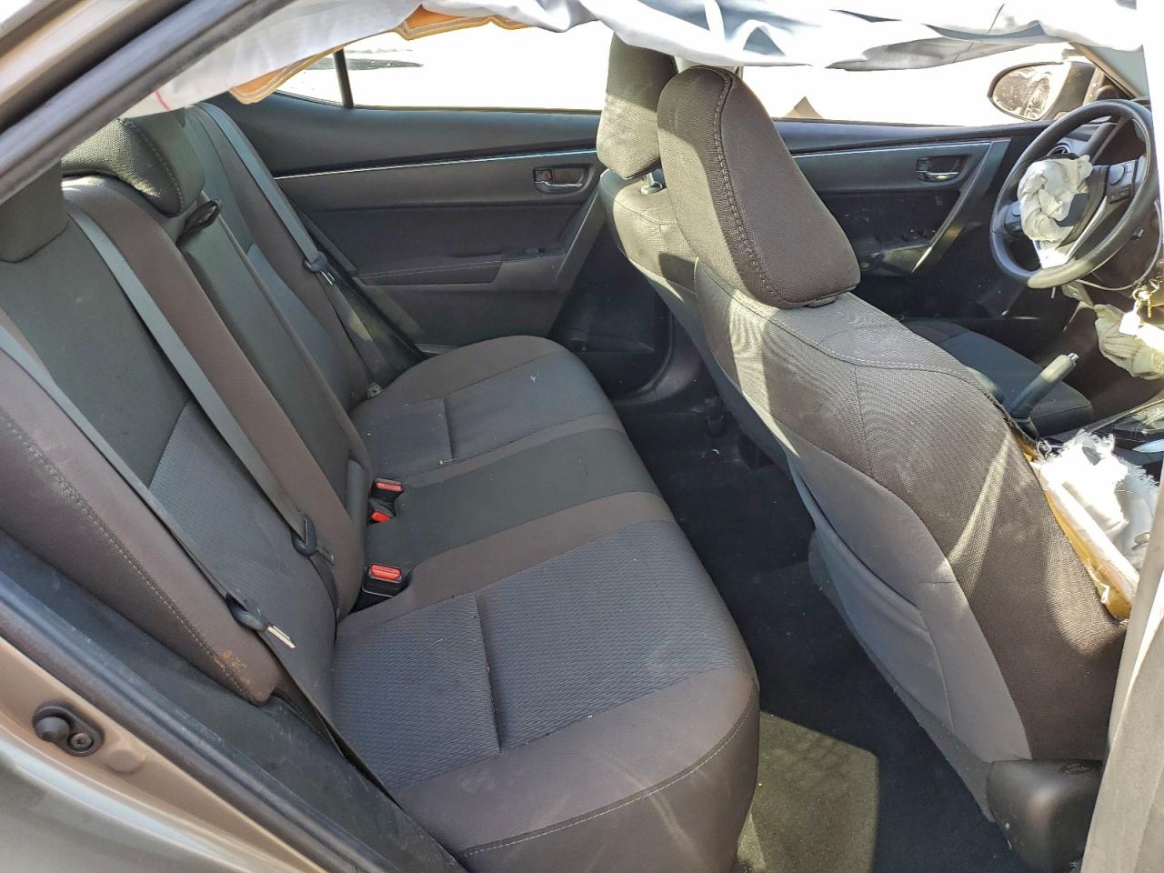 2019 TOYOTA COROLLA L photo 10