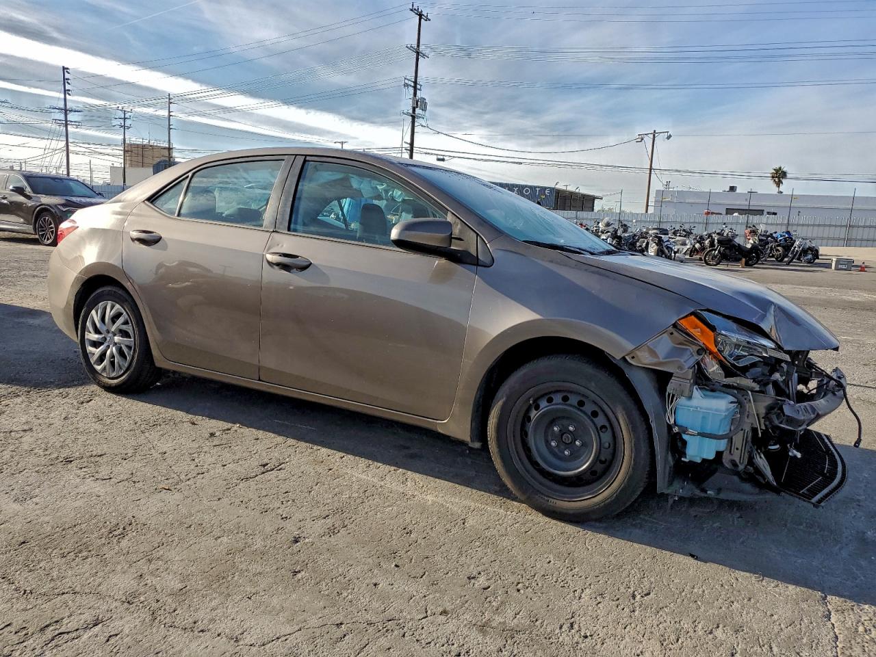 2019 TOYOTA COROLLA L photo 4