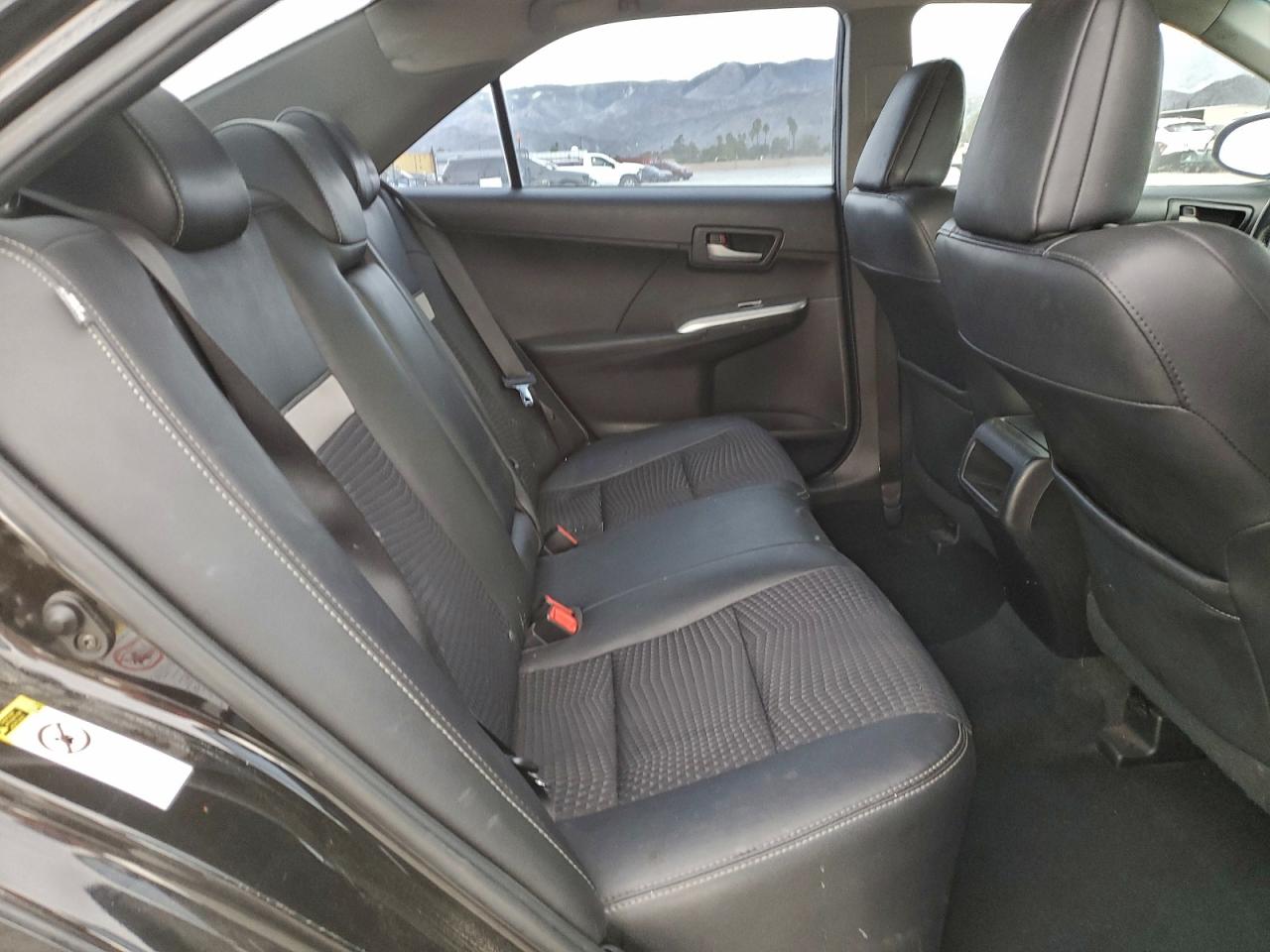 2013 TOYOTA CAMRY L photo 10