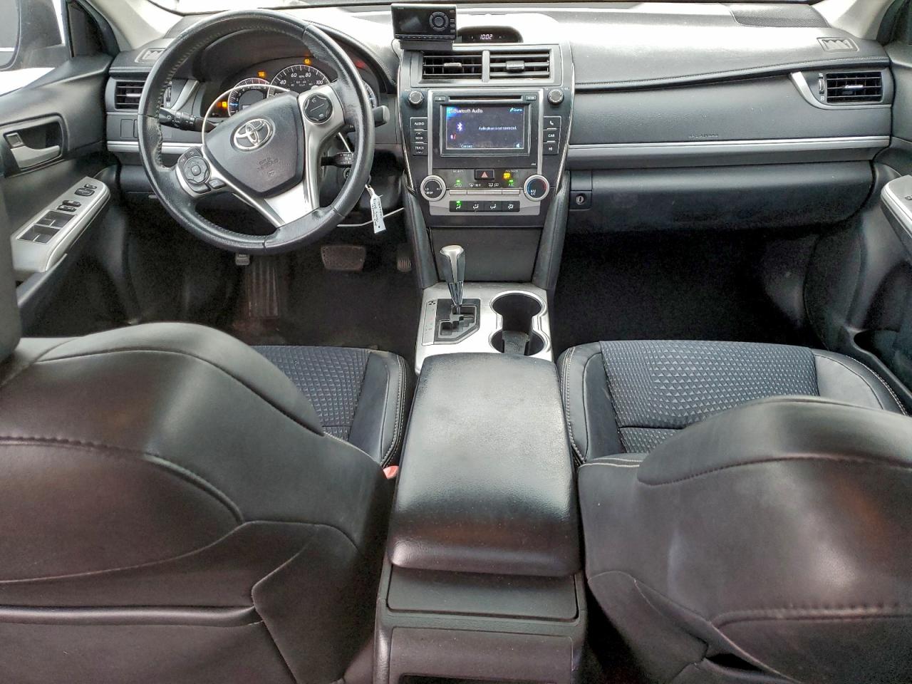 2013 TOYOTA CAMRY L photo 8