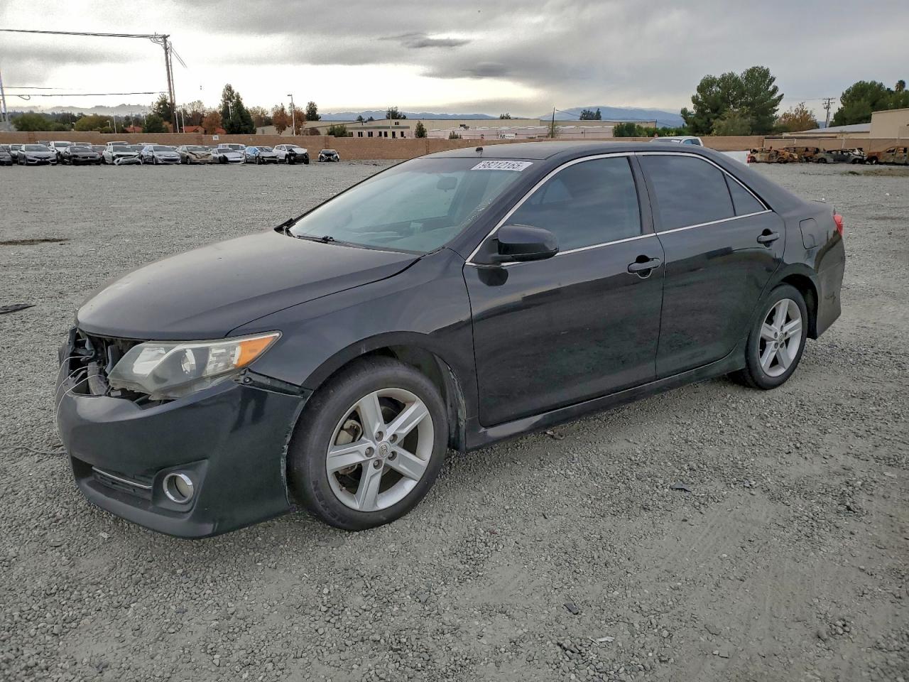 2013 TOYOTA CAMRY