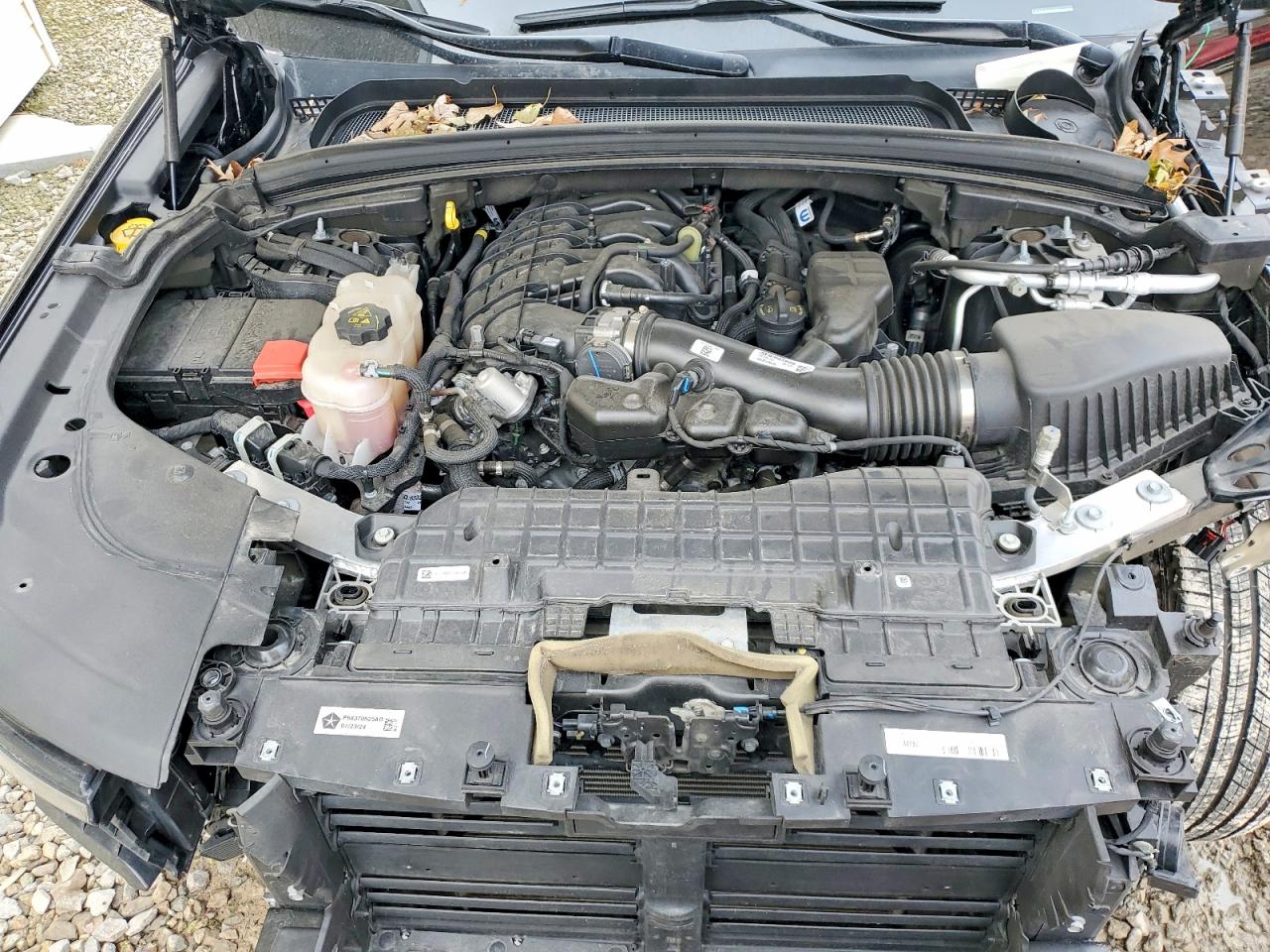 2024 JEEP GRAND CHEROKEE LAREDO photo 12