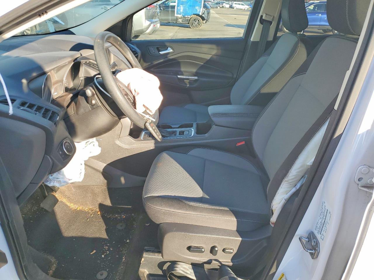 2019 FORD ESCAPE SE photo 7
