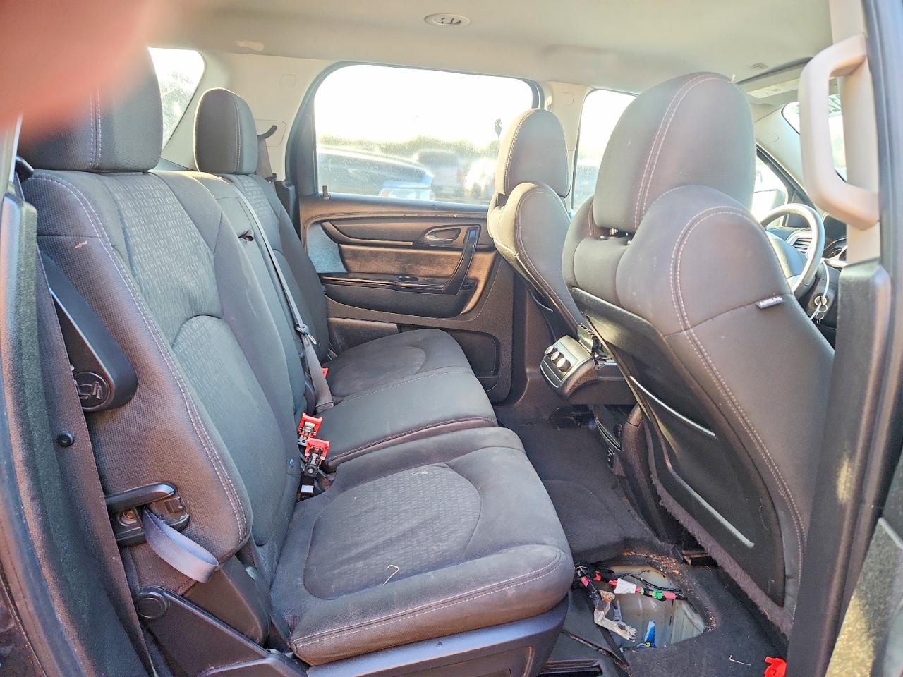 2015 GMC ACADIA SLE photo 10