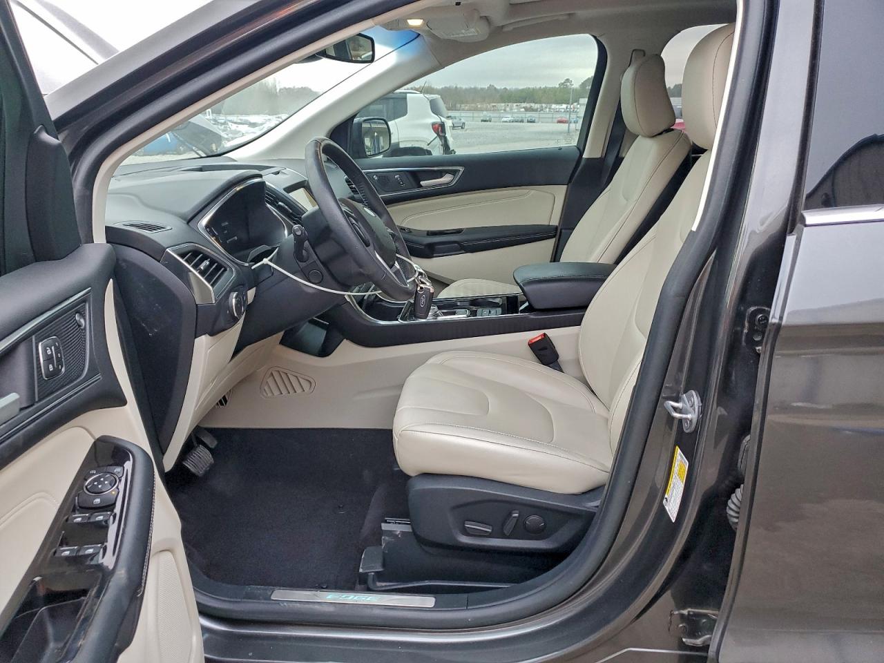 2020 FORD EDGE TITANIUM photo 7
