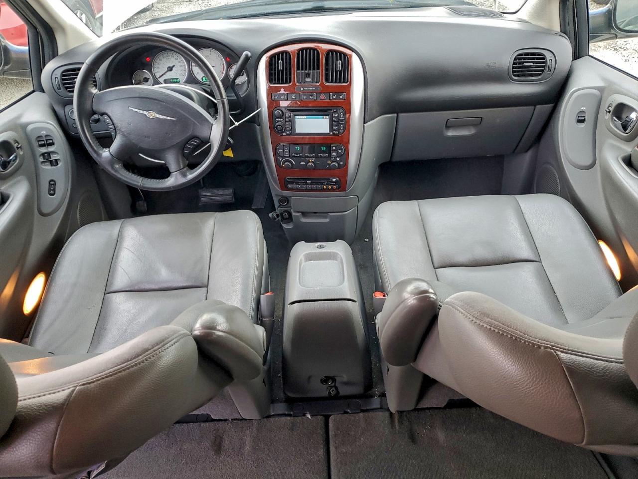 2007 CHRYSLER TOWN & COUNTRY LIMITED photo 8