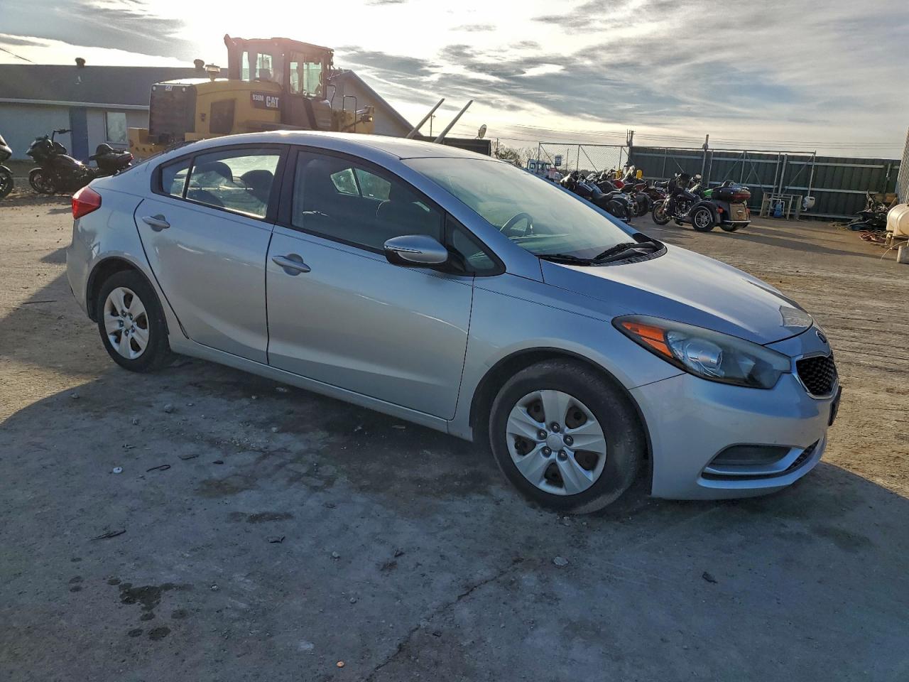 2015 KIA FORTE LX photo 4
