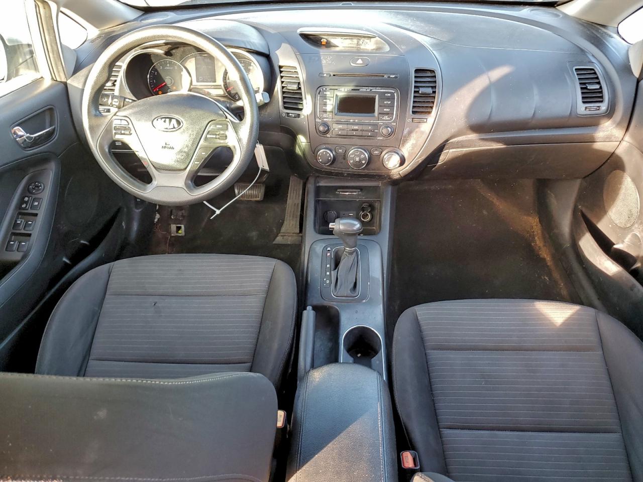 2015 KIA FORTE LX photo 8
