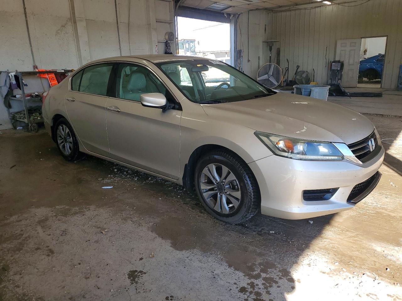 2014 HONDA ACCORD LX photo 4