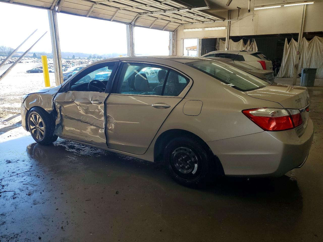 2014 HONDA ACCORD LX photo 2