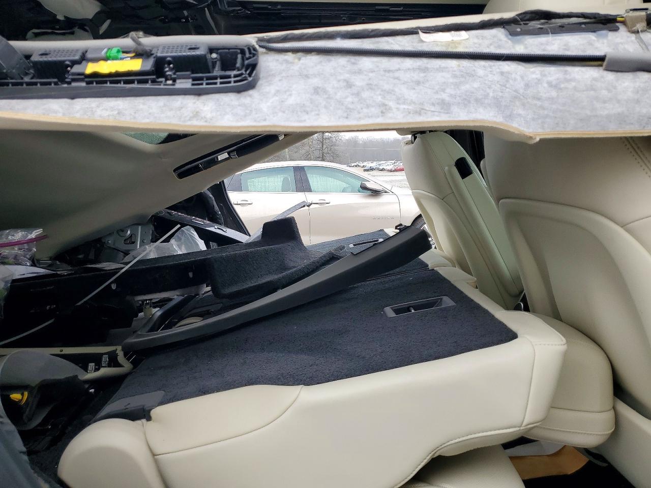2025 LAND ROVER RANGE ROVER SE photo 11