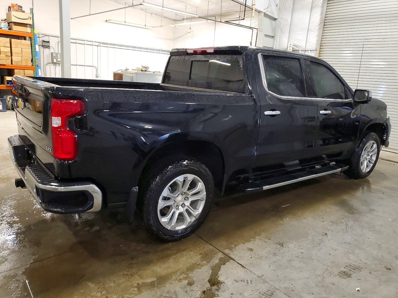 2025 CHEVROLET SILVERADO K1500 LTZ photo 3